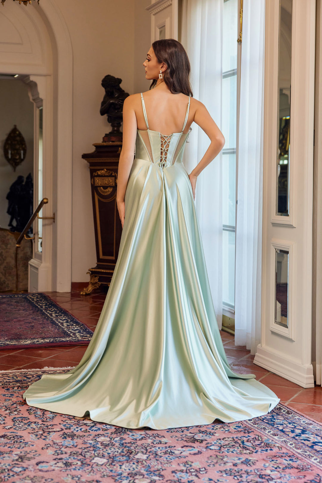 Juliet JT2711T back view with lace-up corset back