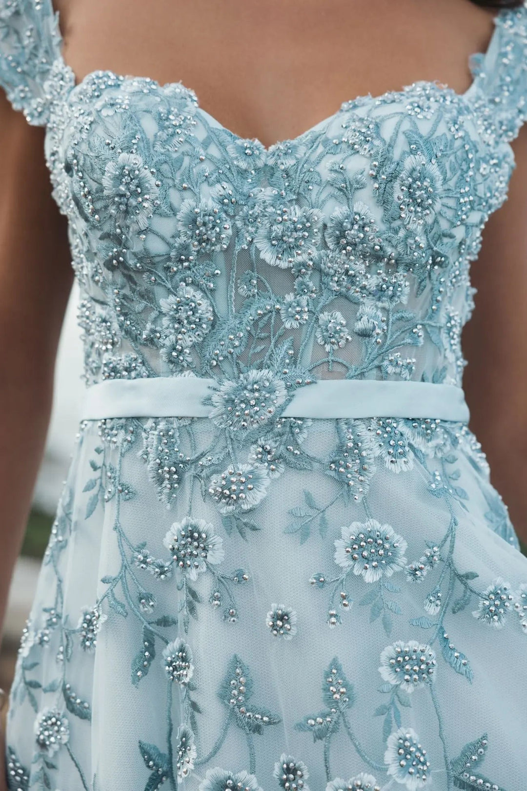 Blue Floral Embroidered Sweetheart Neckline Midi Dress - FOSTANI.com