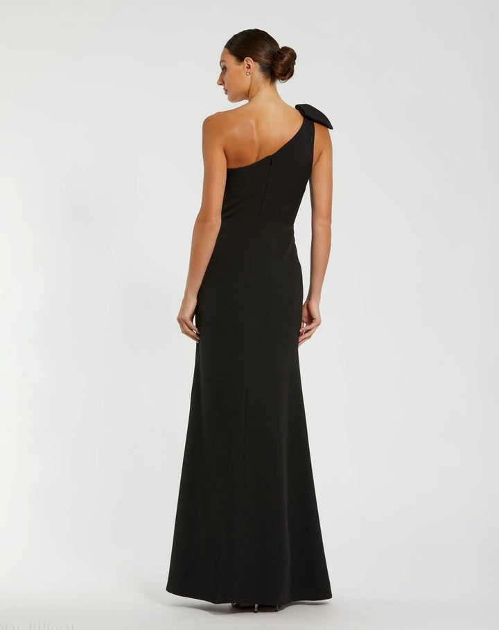 Mac Duggal PERFECT Black Crepe One Shoulder Fitted Evening Gown With Bow