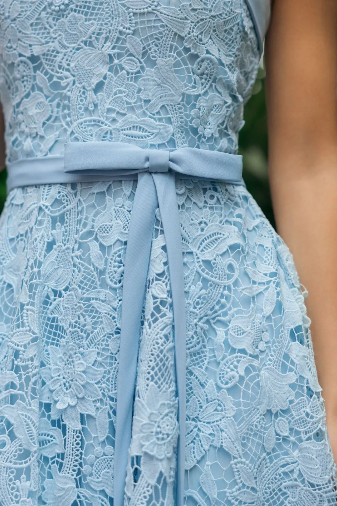 Blue Embroidered Lace Strapless Midi Dress With Bow Detail - FOSTANI.com