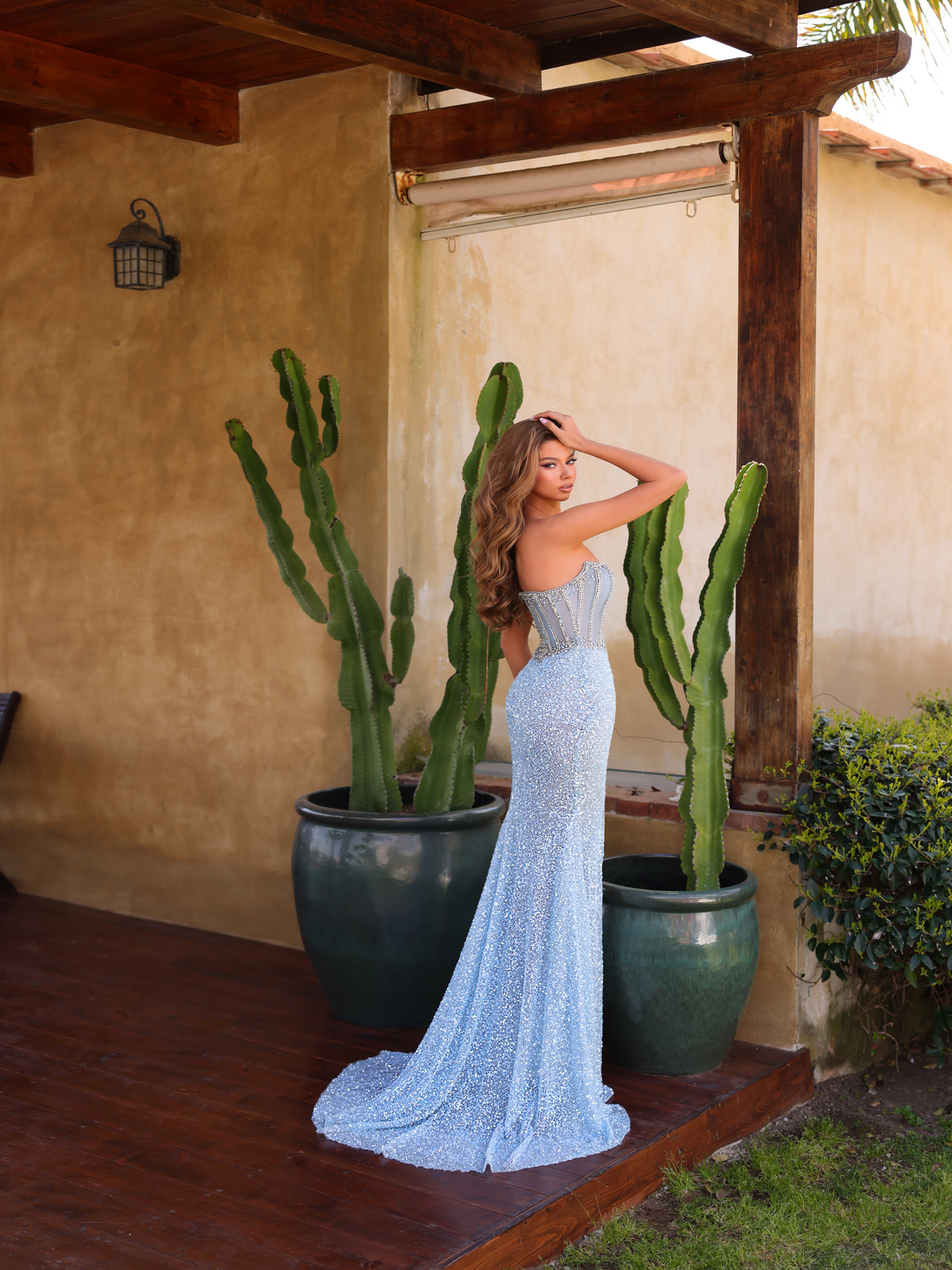 Chic & Holland AR330467 Dress - FOSTANI.com