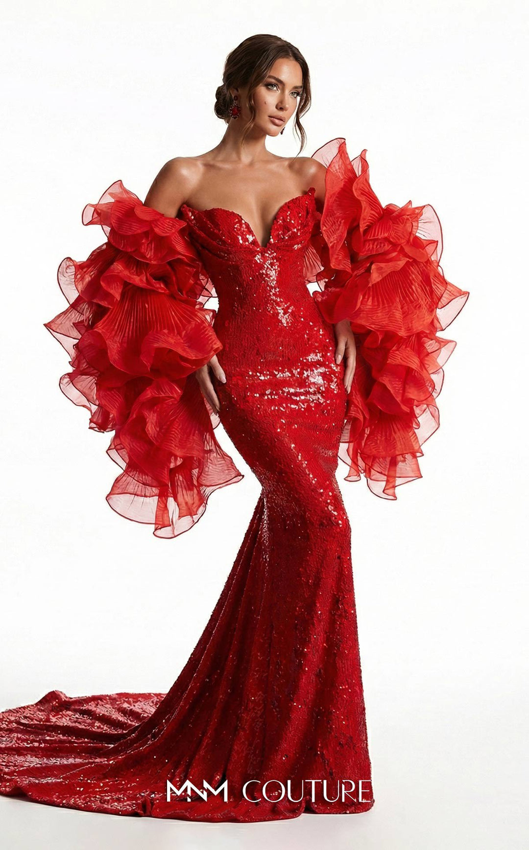 Fouad Sarkis F03029 three-quarter front view