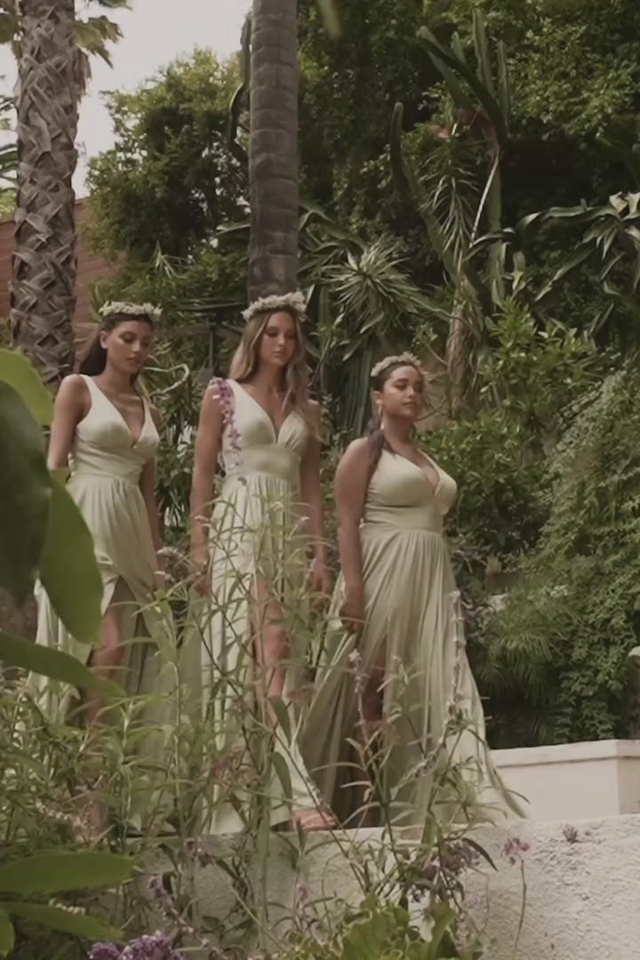 Ladivine 7469 SIZE 4 ONLY