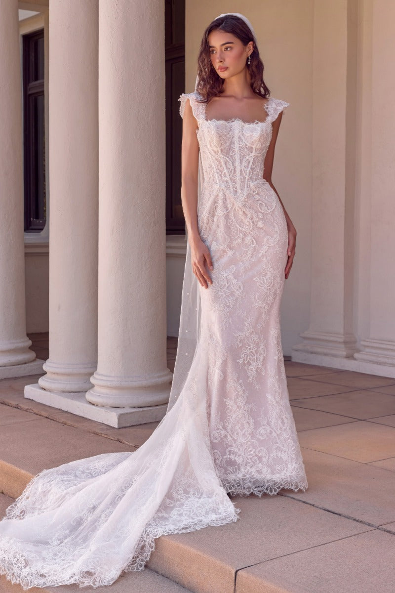 Andrea & Leo Couture WL080 front